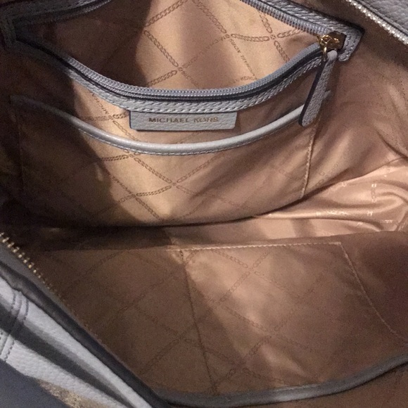 💙Michael Kors handbag💙 - Picture 7 of 7